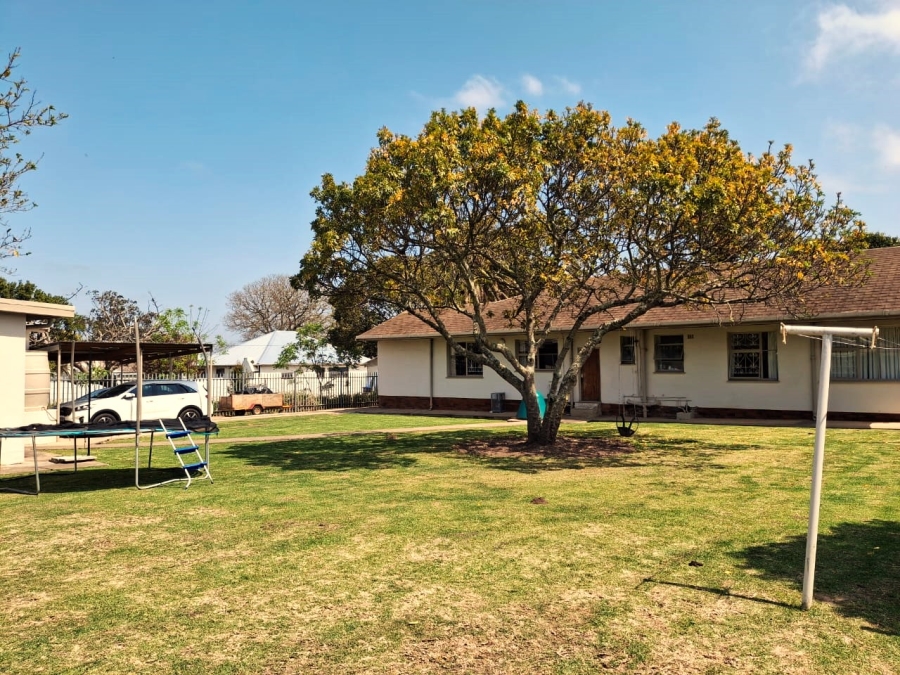 4 Bedroom Property for Sale in Humansdorp Eastern Cape